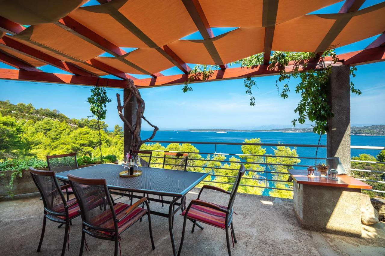 Holiday Home Maslinova Vela Luka Ngoại thất bức ảnh